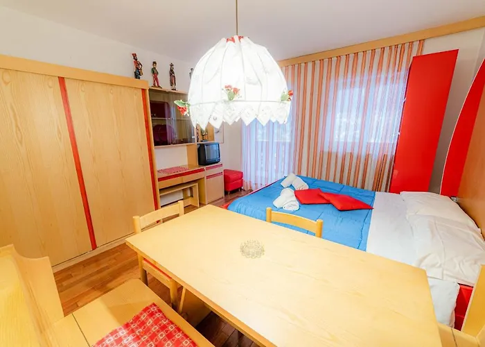 Dolomites Dream Marmolada Apartment *