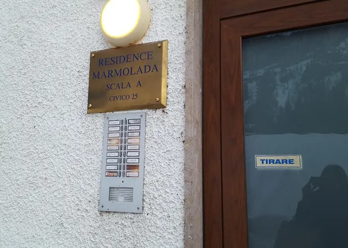 Dolomites Dream Marmolada Apartment *