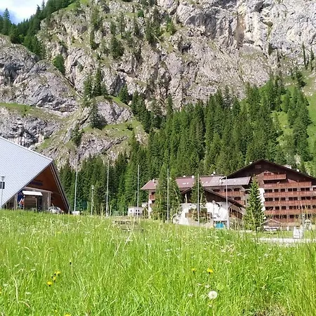 Daire Dolomites Dream Marmolada *