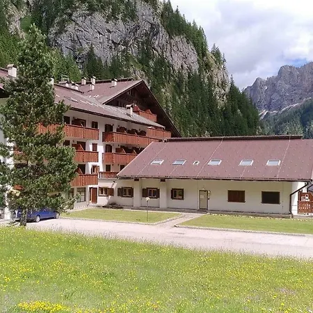 Dolomites Dream Marmolada Rocca Pietore